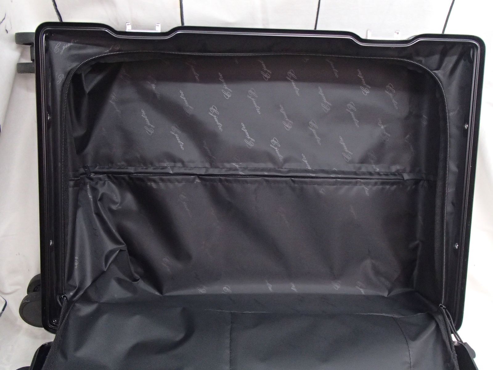 新品未使用 C.jutro 黒 キャリーケース S 40L 機内持込 スーツ 新品未