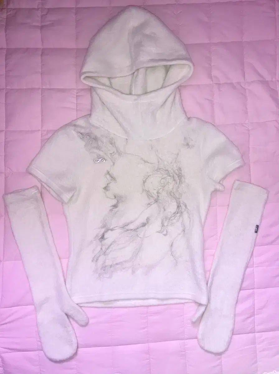 秋夕まで割引 ハグユアスキン ファーリー フーディー セット 着用画像あり