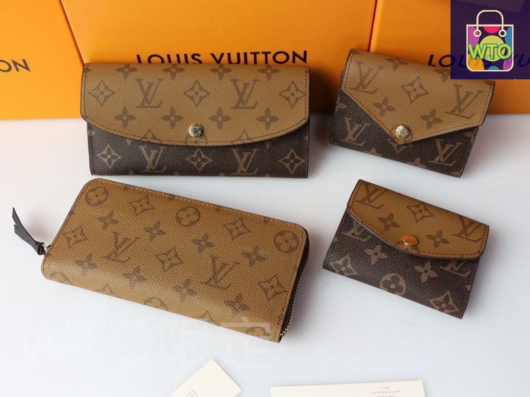 ほぼ未使用品　LOUIS VUITTON キーケース　エナメル　ヴェルニ　茶 LVルイ・ヴィトン/財布/エナメル仕上げのクラシックなLVは、洗練