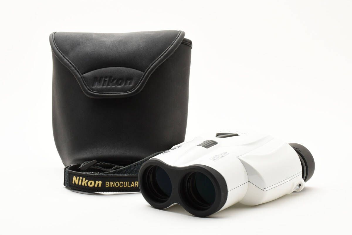 NIKON 双眼鏡 昭和レトロ ケース付き 目立った傷や汚れなし#942 NIKON 双眼鏡 昭和レトロ ケース付き 目立った傷や汚れなし#942