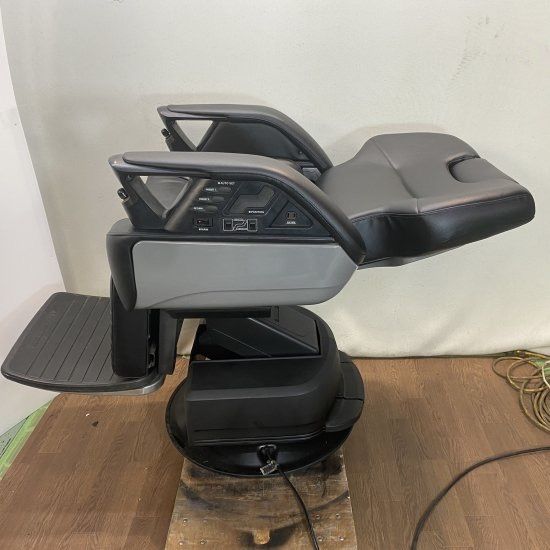 EC-871 タカラベルモント製 レガロ（REGALO)シート張替え品 理容椅子