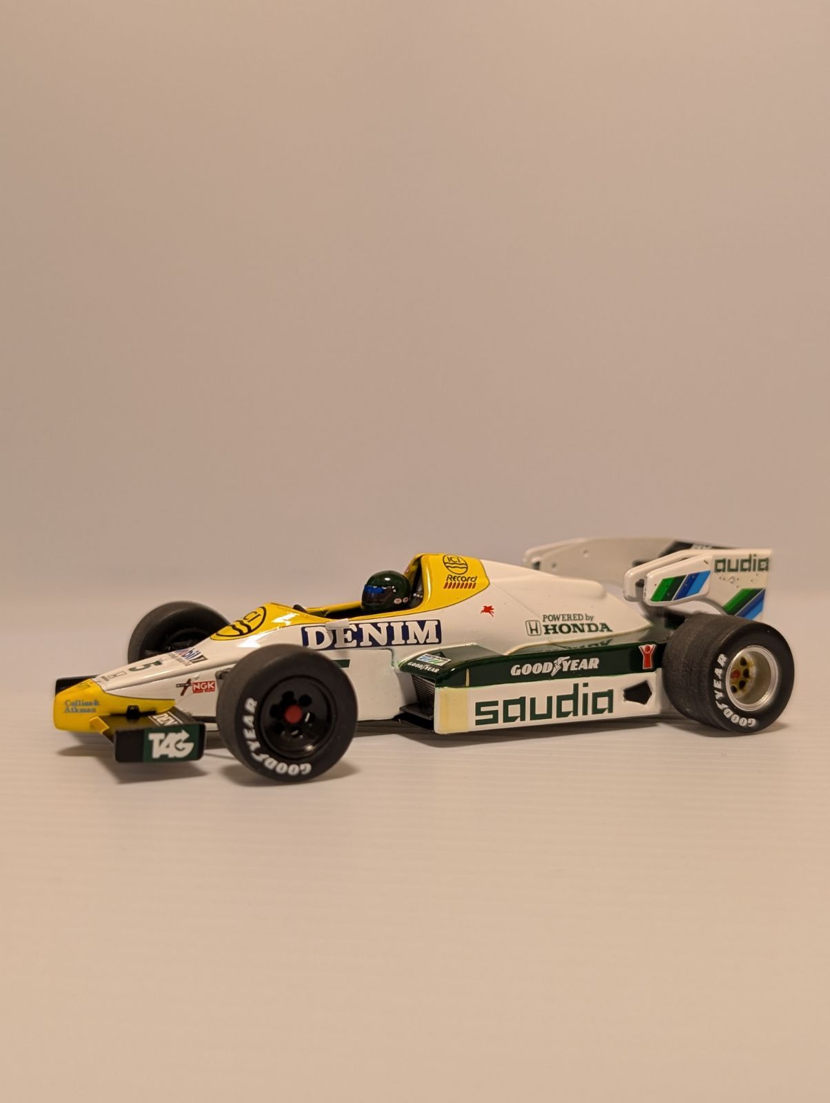 ウィリアムズホンダ伝説の始まり ミニチャンプス1/43 ウィリアムズ