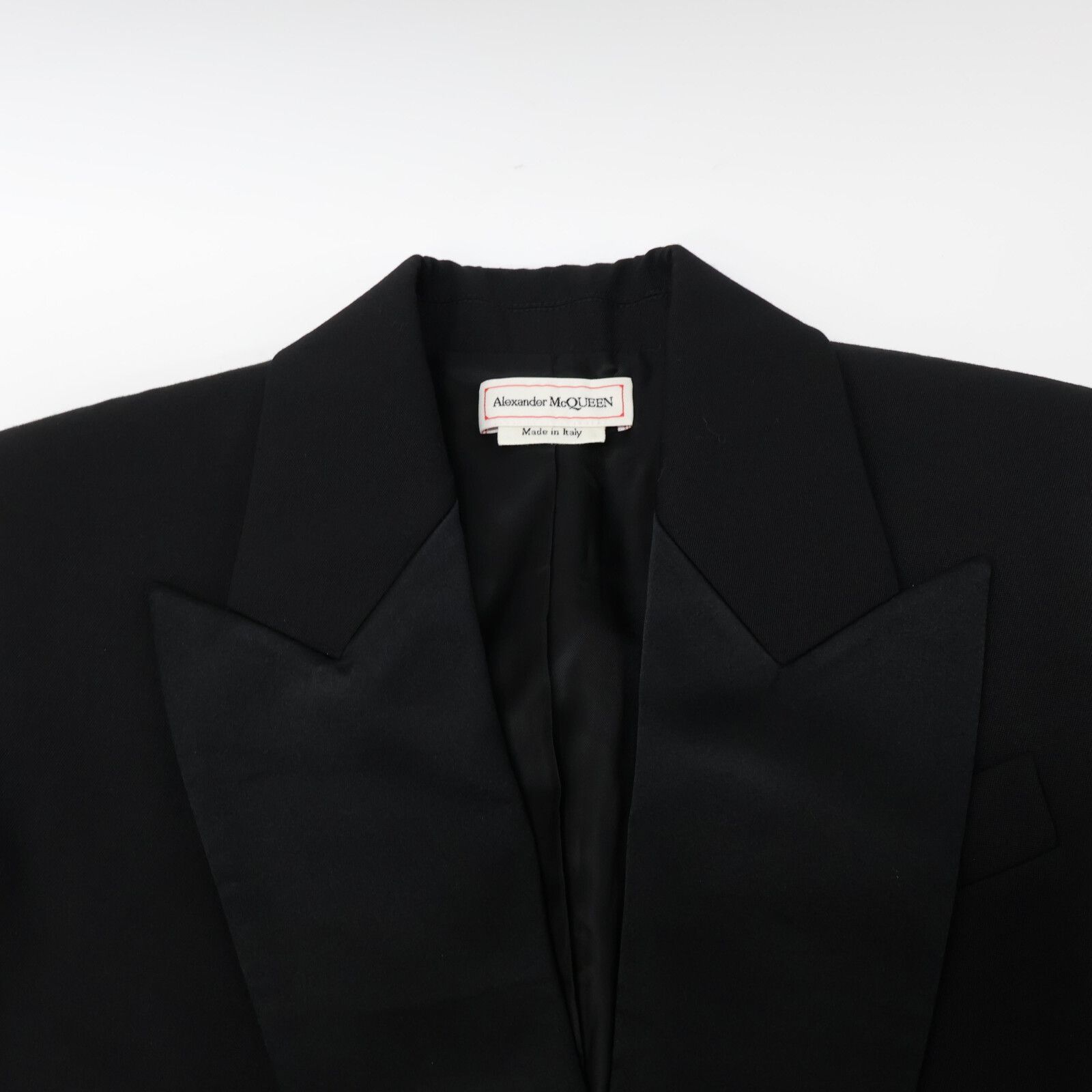 美品 ALEXANDER McQUEEN 38 フェイクファー ポンチョ Alexander McQueen アレキサンダーマックイーン 22年 ブラック