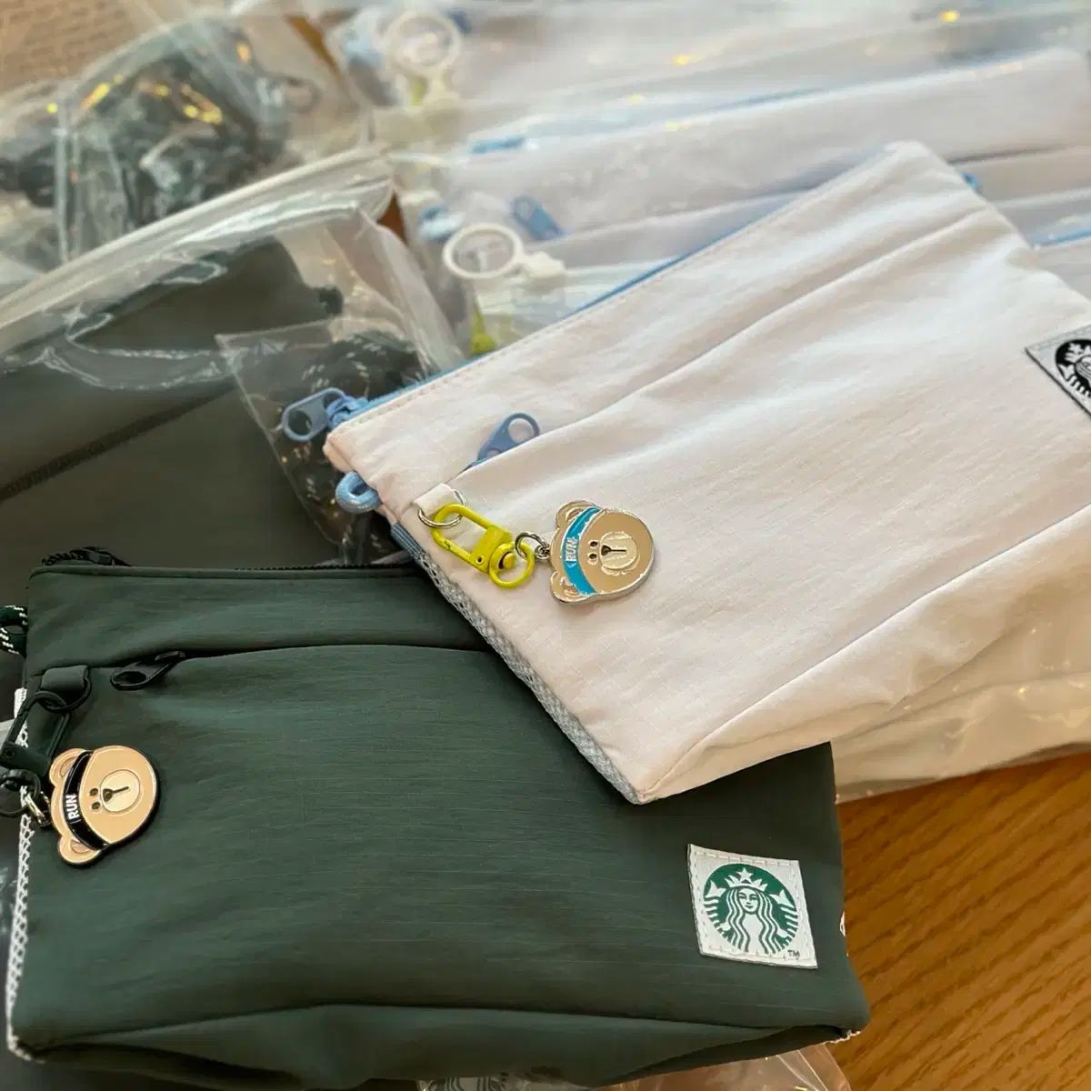 STARBUCKS スターバックス デイリー ポーチバッグ ホワイト|コアグリーン