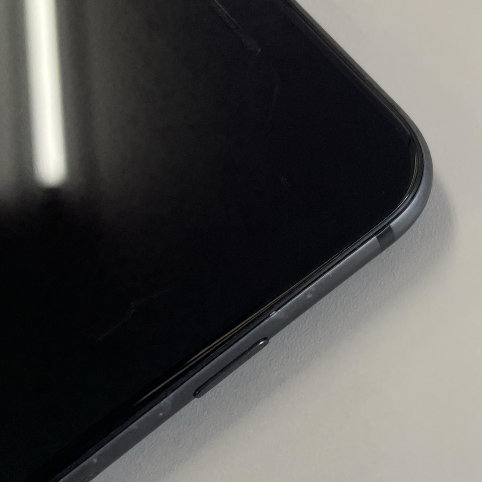 docomo iPhone 8 64GB スペースグレイ 【公式通販】