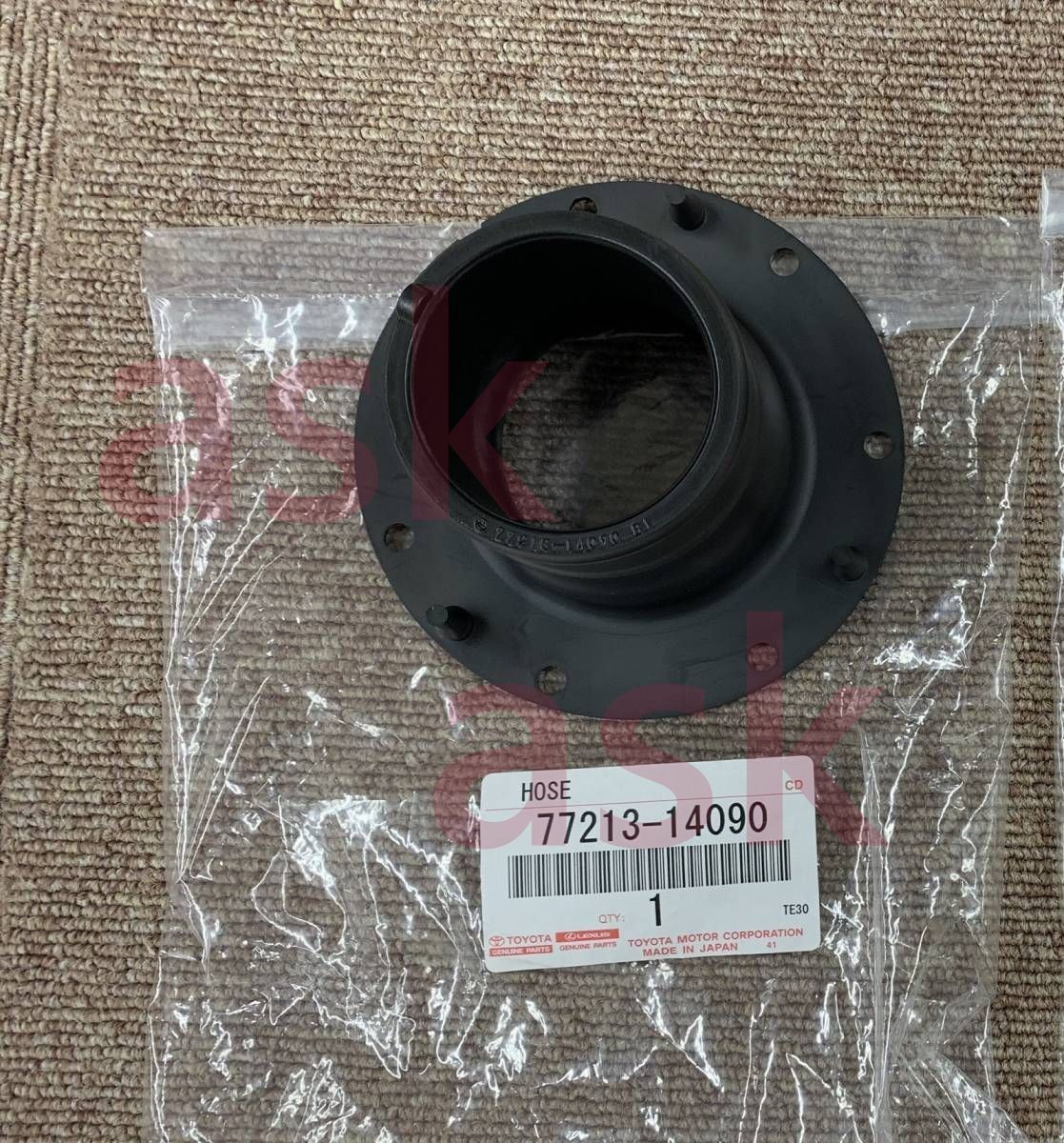 希少　トヨタ　AE86 トレノ　レビン　純正　フューエルタンクパイプ 純正新品 AE86 燃料タンクチューブ 燃料タンクホース ガソリン