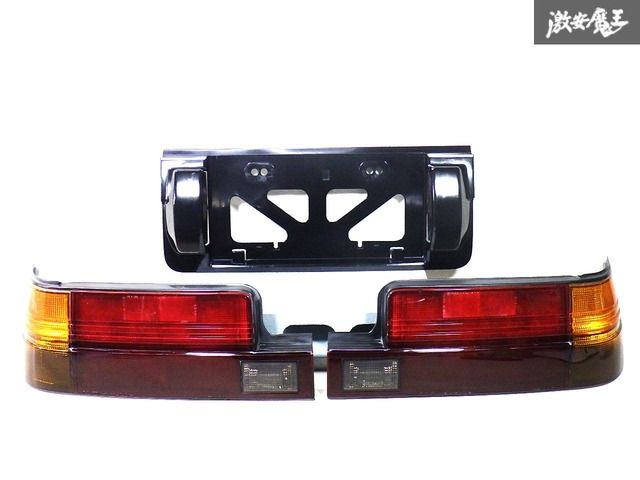 |破損無し トヨタ 純正 AE86 カローラ レビン 2ドア 後期 テールライト テールランプ フィニッシャー 1台分 12-227 75834-12040