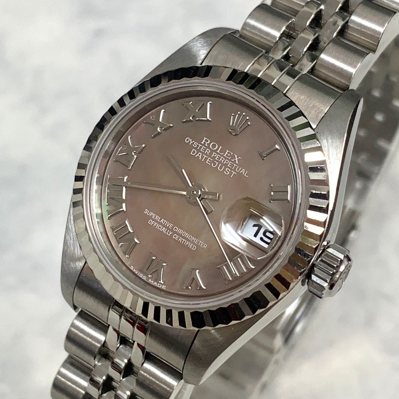 上美品⭐️ROLEX ロレックス】 レディース腕時計 デイトジャスト ブラックシェル文字盤 79174NR P番 自動巻き （AYA）  02406300380076J - メルカリ