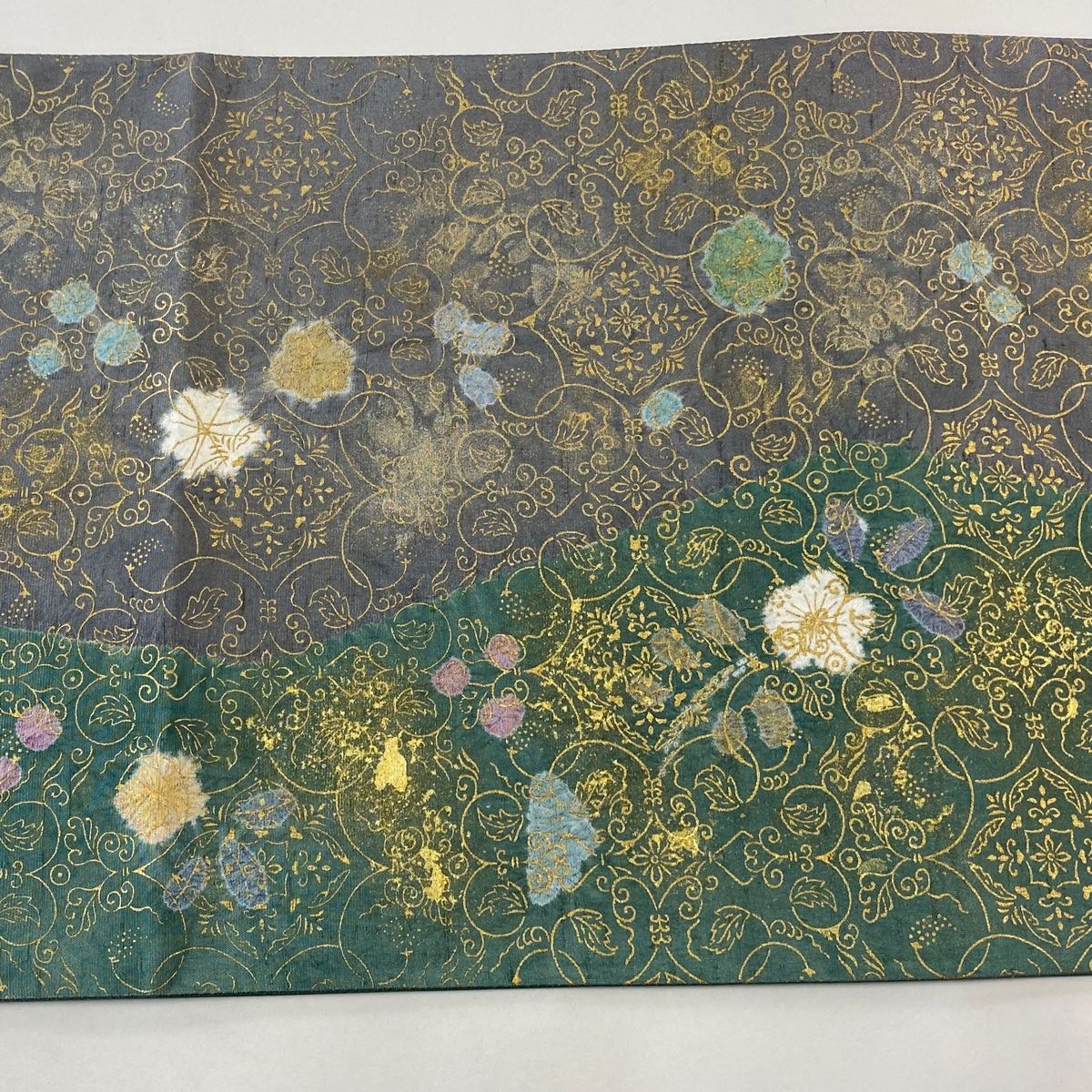 袋帯 逸品 牛首紬地 草花 唐草 金銀彩 絞り 灰紫 全通 正絹