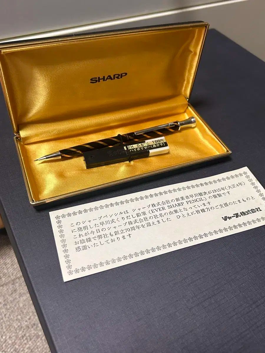 55冊【観光ガイド】るるぶ33冊【アジア・欧米他】+世界一周＆海外旅行