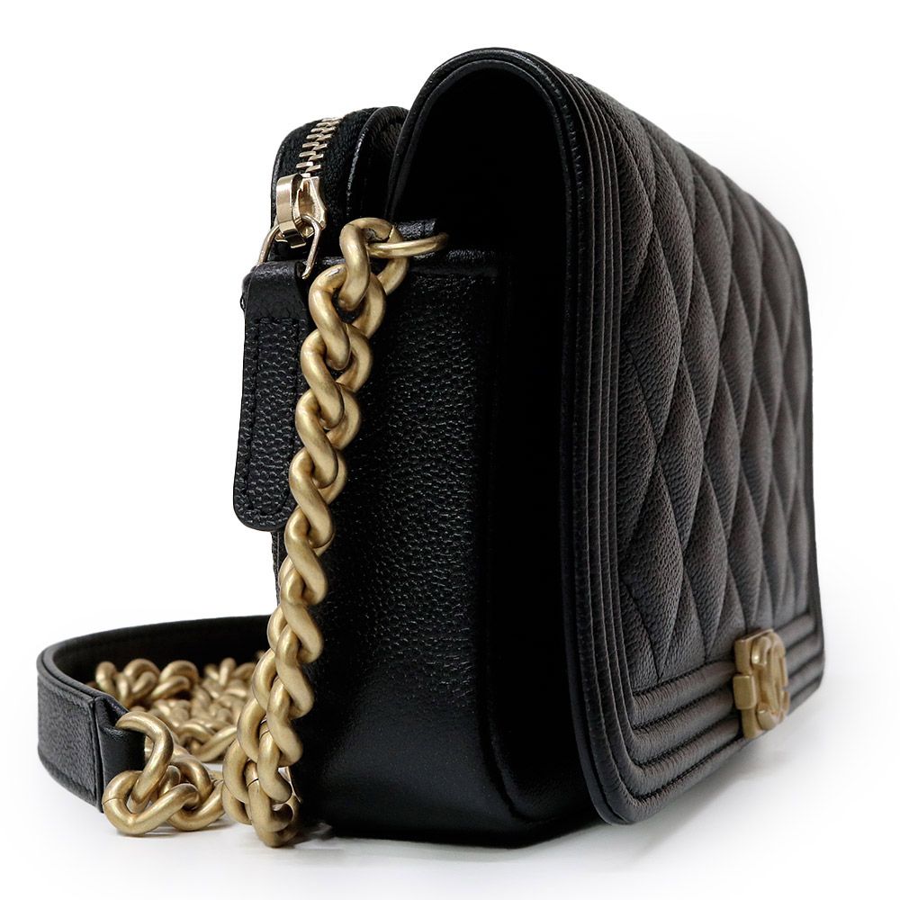 シャネル ボーイシャネル フラップ フォンケース ショルダー