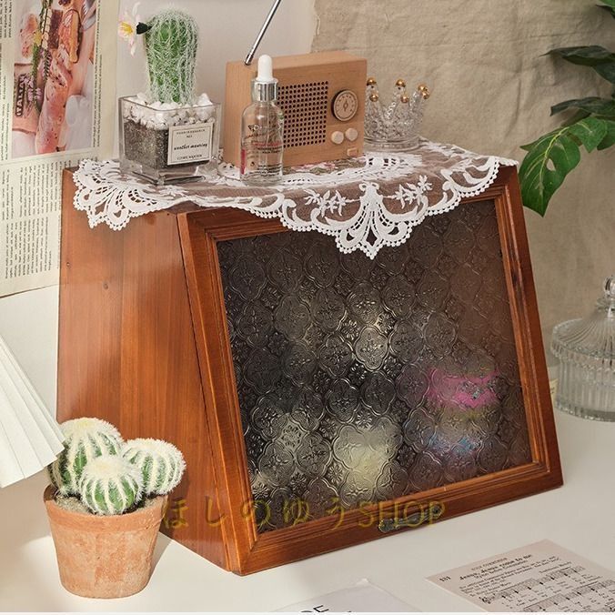 扉付き 小物入れ