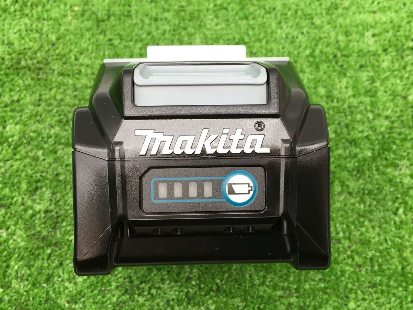 未使用】☆Makita/マキタ 40vmax 4.0Ahバッテリー BL4040