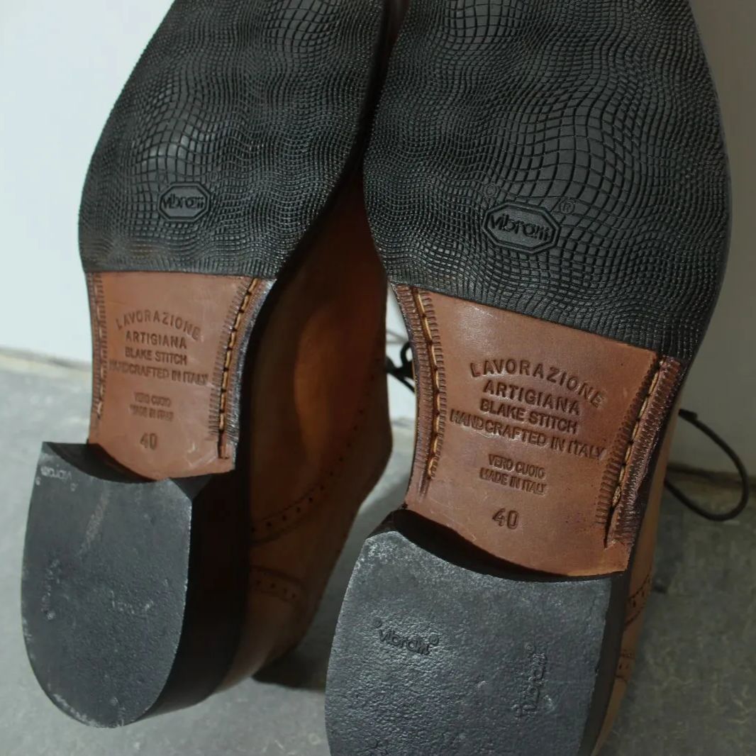 451【美品】HILTON ストレートチップ vibram 40 イタリア製 AOYAMA 【洋服の青山】ブラウン系 ストレートチップ【CALZOLERIA