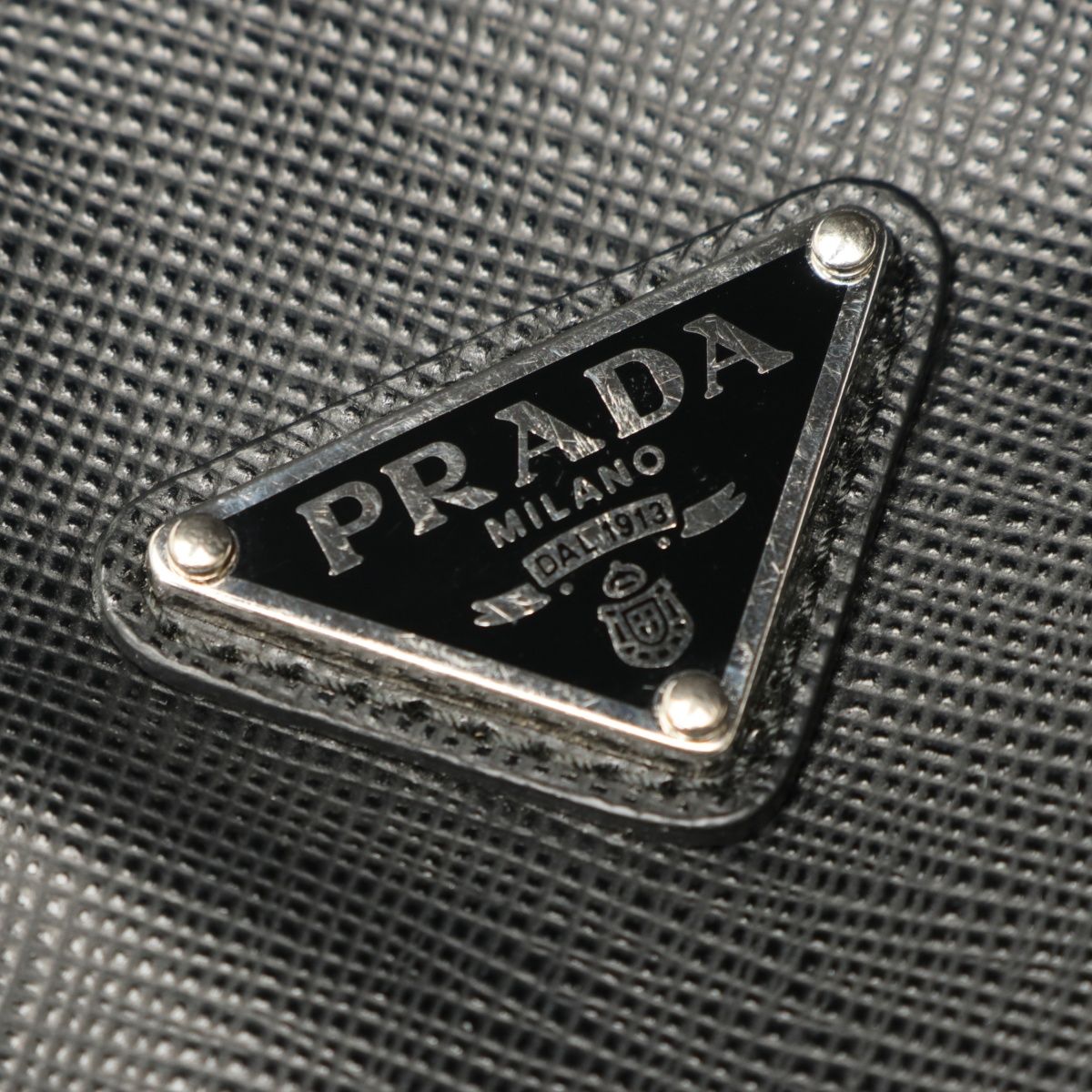 プラダ/PRADA サフィアーノ トライアングル コインケース 1MM006