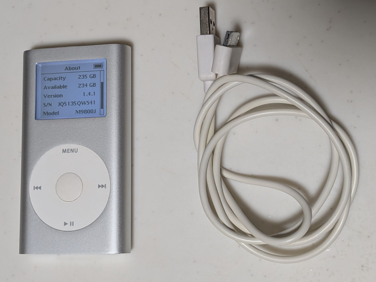 iPod mini 第2世代 M9800J 256GB 新品バッテリー - メルカリ