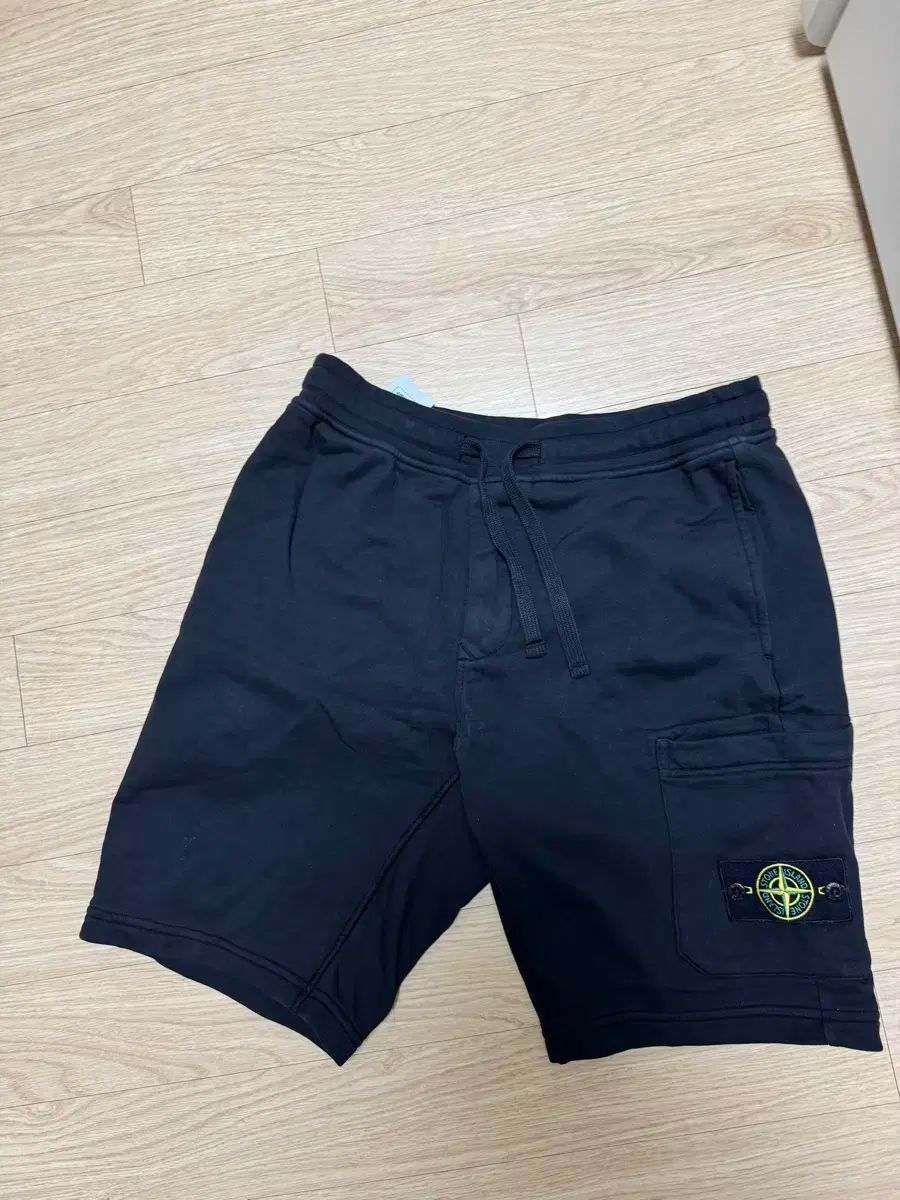 ストーンアイランド ハーフパンツ 25ss コットンバミューダ