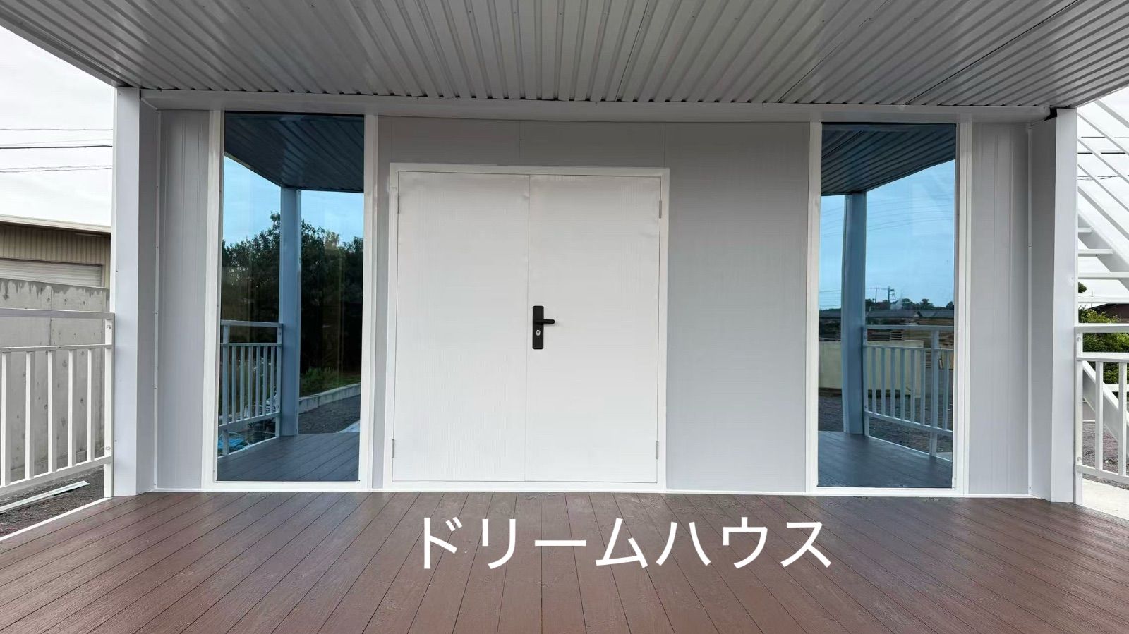 千葉県実績 3✖️6✖️2.8m5連結勾配屋根 階段二階建てプレハブ事務所 
