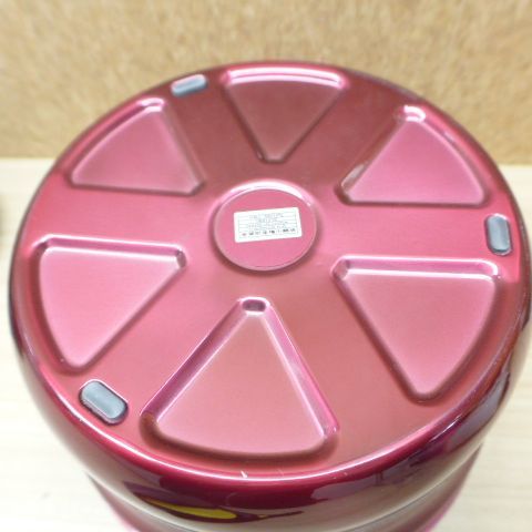 THERMOS