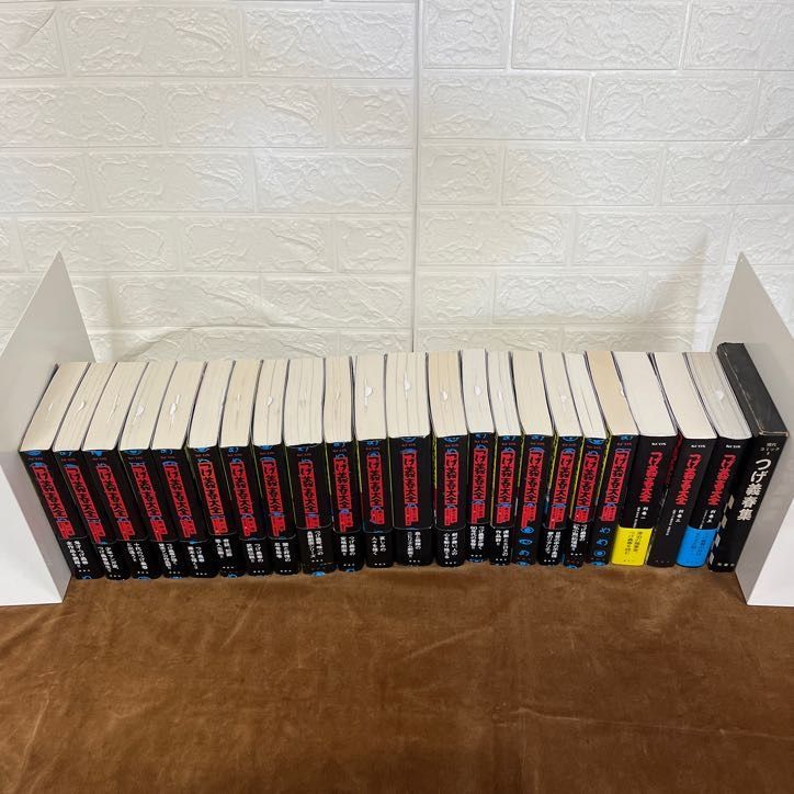 【絶版本】つげ義春大全 22冊全巻セット※新品未使用 絶版本】つげ義春大全 22冊 全巻 おまけ付き - メルカリ