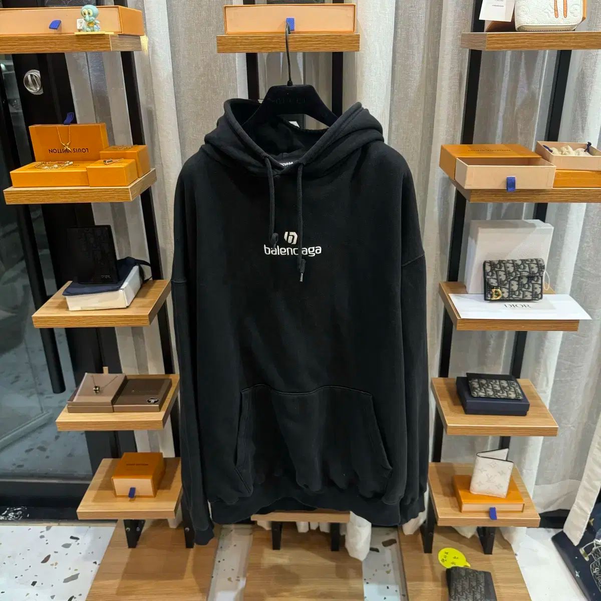 XL size BALENCIAGA バレンシアガ フード付きTシャツ 黒