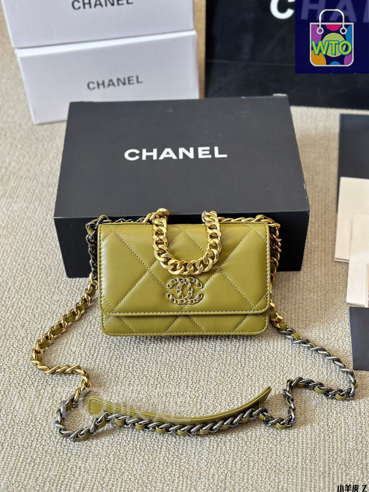 【憧れの♡】シャネル CHANEL 19 ミディアムウォレット 中古】シャネル CHANEL 19 ミディアム ジップウォレット AP0948
