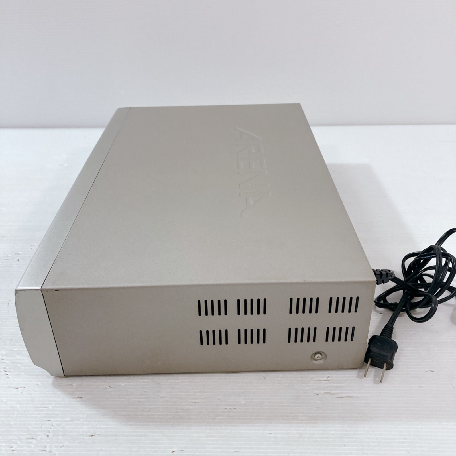 TOSHIBA 東芝 ARENA アリーナ VHSビデオデッキ A-F88 TOSHIBA 東芝 ARENA アレーナ ビデオデッキ A-F88 99年製 VHS - メルカリ