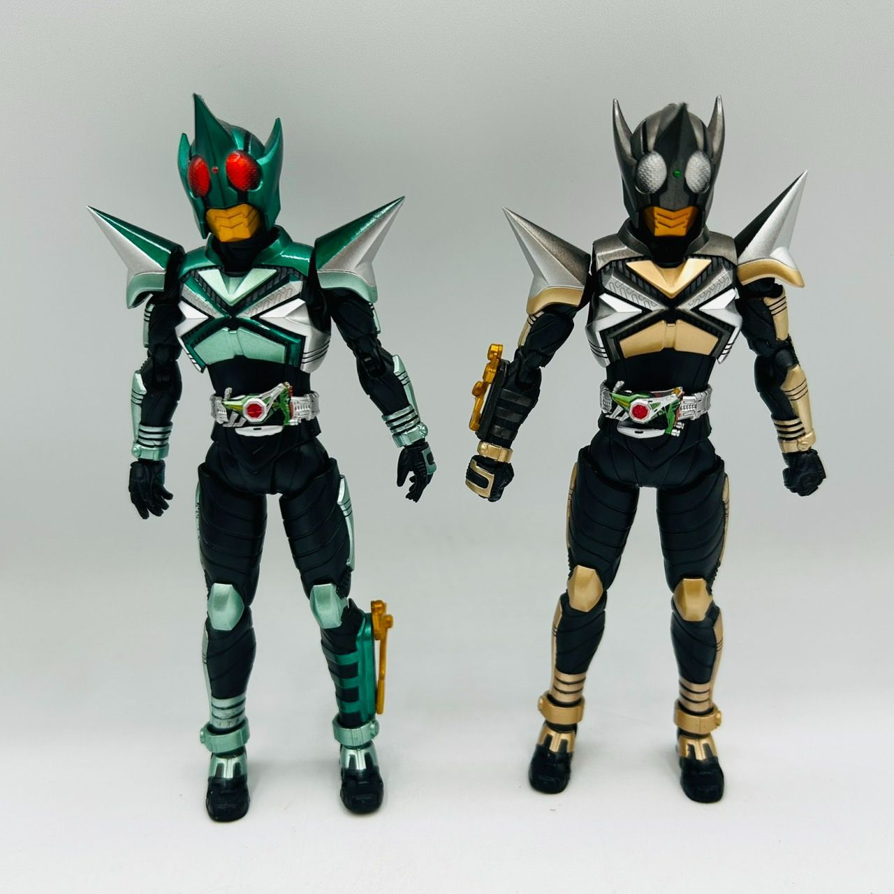 キックホッパー フィギュア