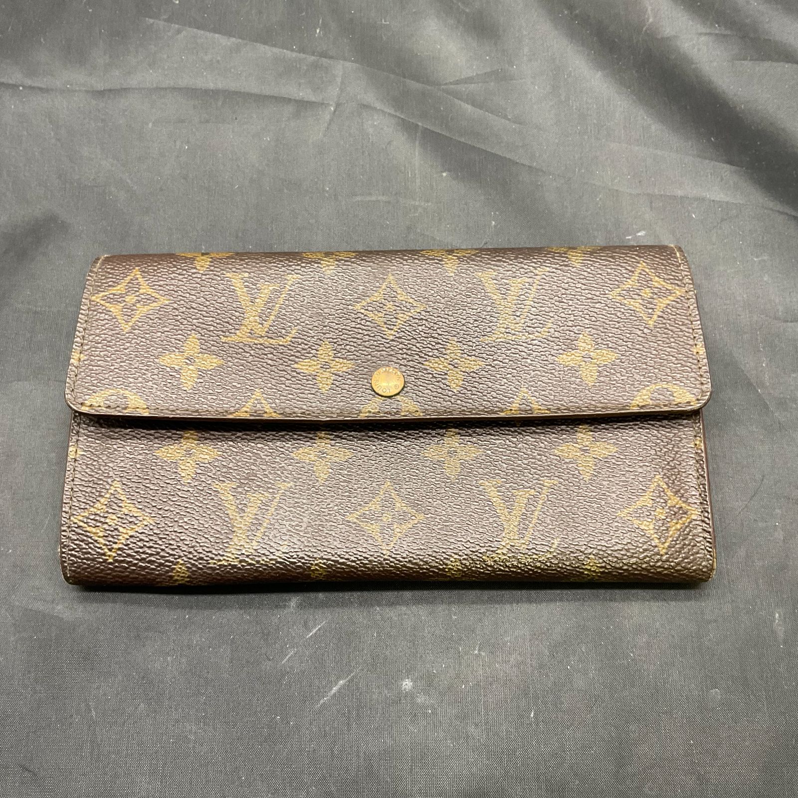 ルイヴィトン モノグラム 財布 B25021856