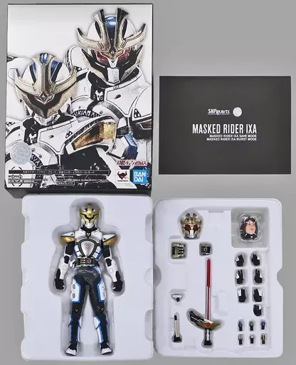 真骨彫製法 仮面ライダーイクサ セーブモード/バーサスモード レビュー