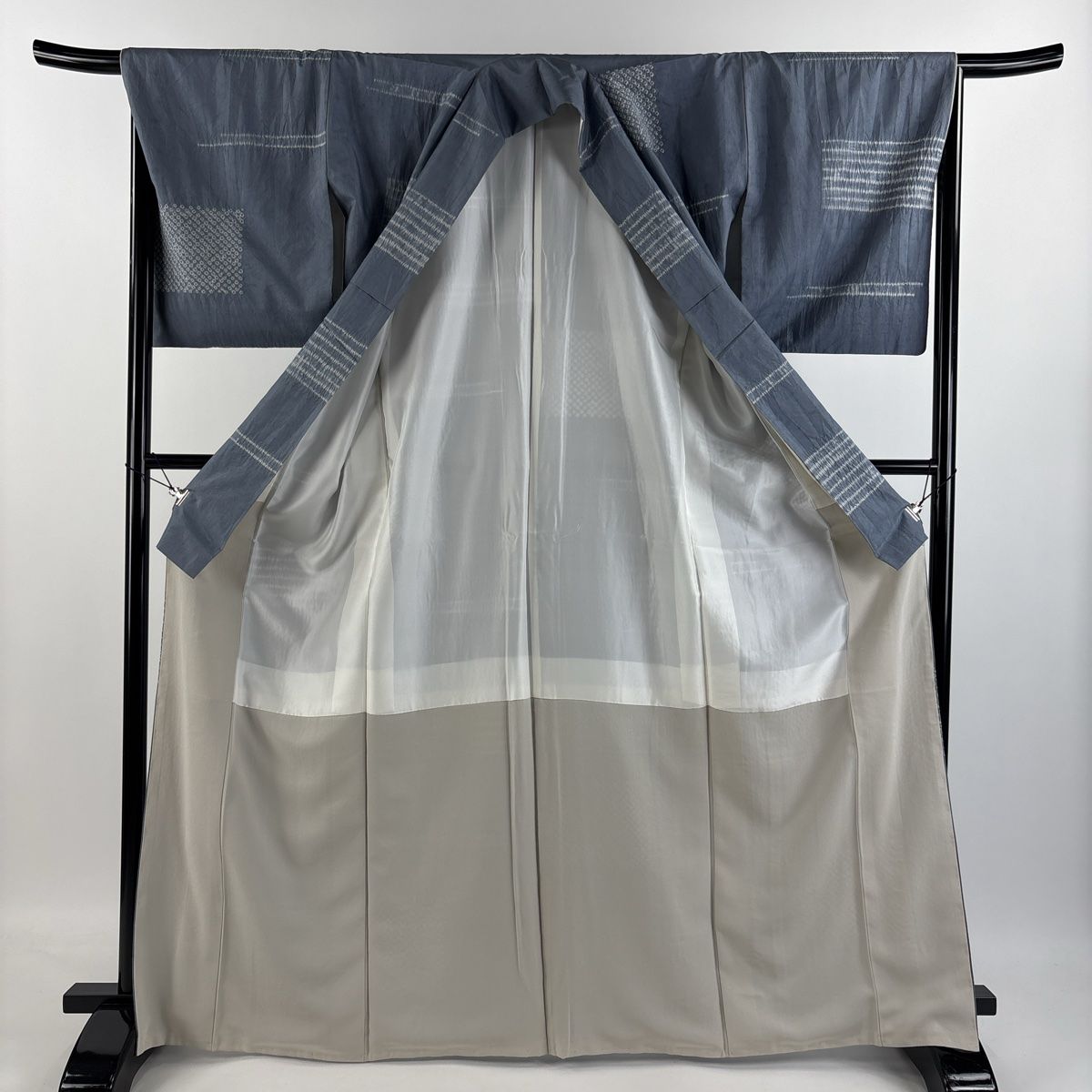 小紋 身丈167.5cm 裄丈65cm M 袷 斜縞 幾何学 絞り 紺色 正絹 美品 逸品 中古