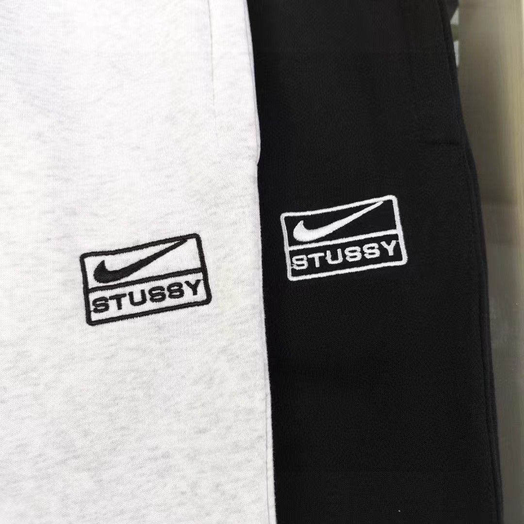 stussy×Nike ステューシー ナイキ スウェットパンツ  ブラック＆ライトグレー