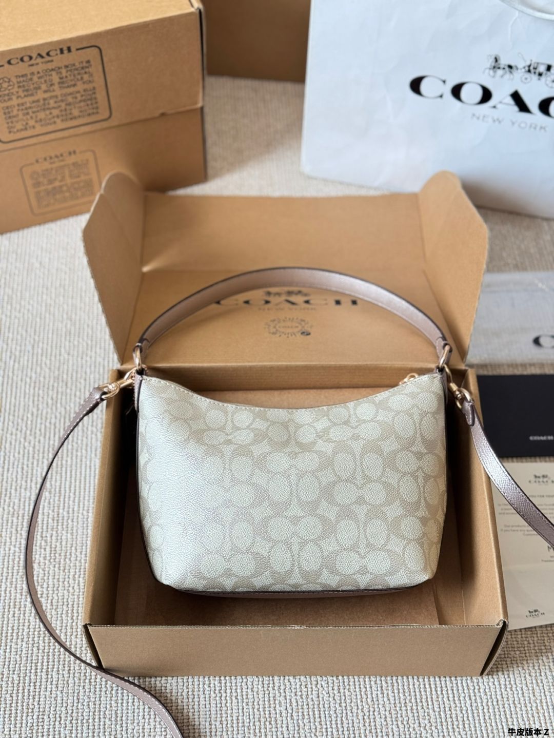 coach まとめ売り 楽天市場】コーチ COACH 財布 二つ折り財布 F06390 6390 特別