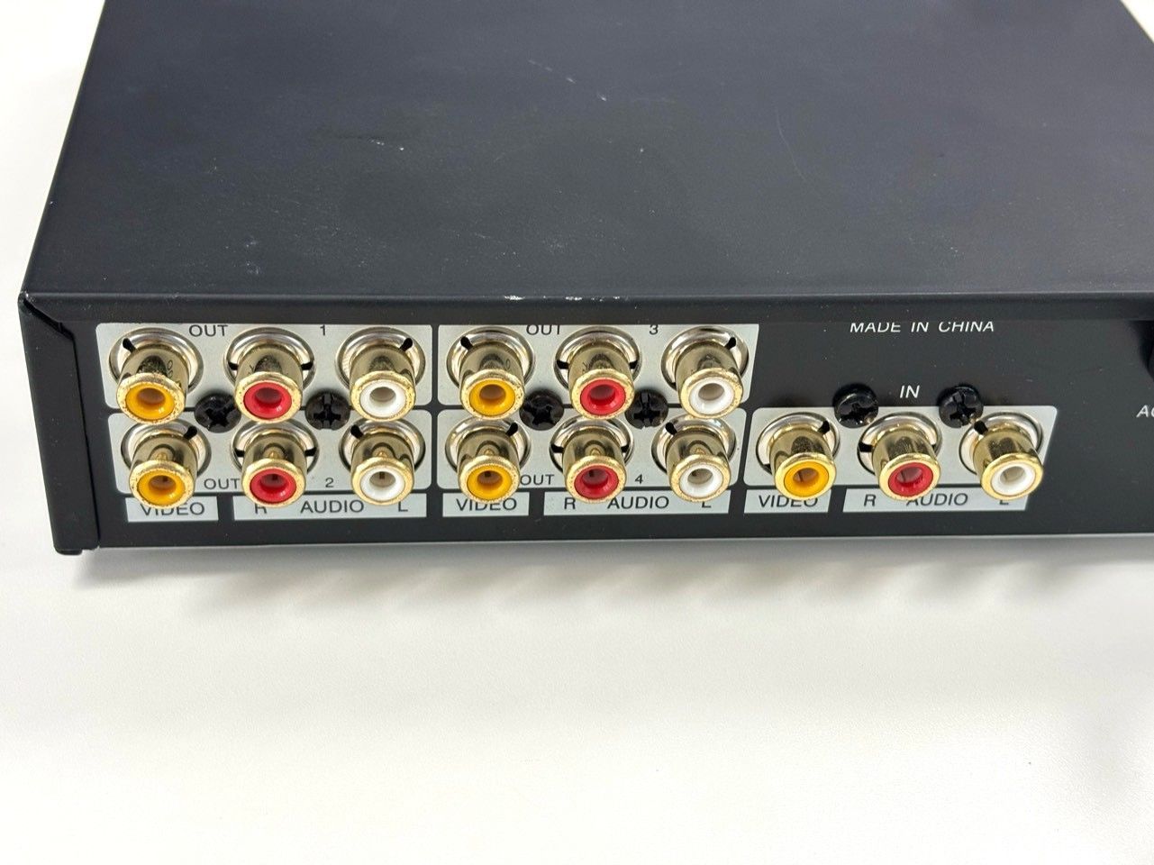 マスプロ電工 AV4分配器 VSP4 とろちゃん】マスプロ電工 VSP4 AV4分配器×4