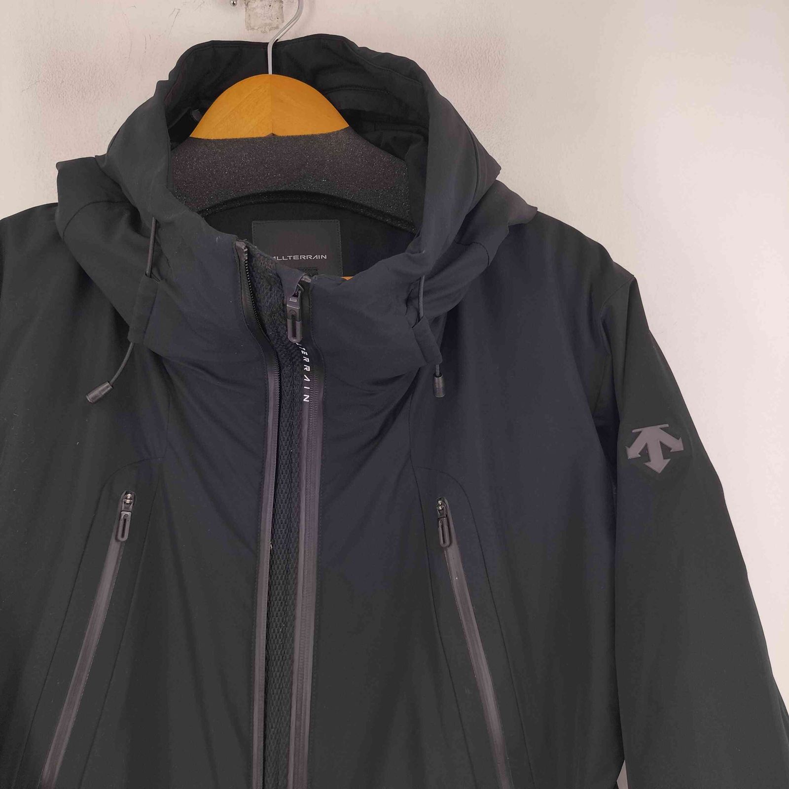 デサント ALLTERRAIN クレアスサーモ メンズ 中綿ジャケット DESCENTE ALLTERRAIN（デサントオルテライン）HARD SHELL JACKET