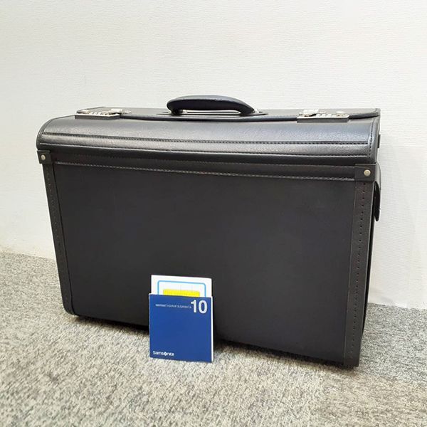 未使用 Samsonite サムソナイト パイロットケース ビジネスバッグ l 