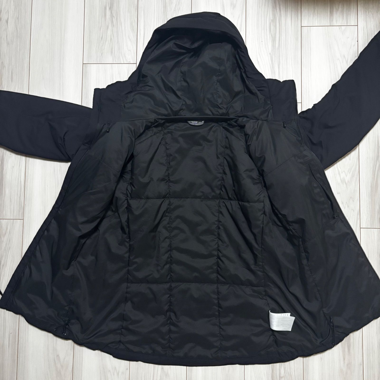 ナイロン マウンテンパーカー