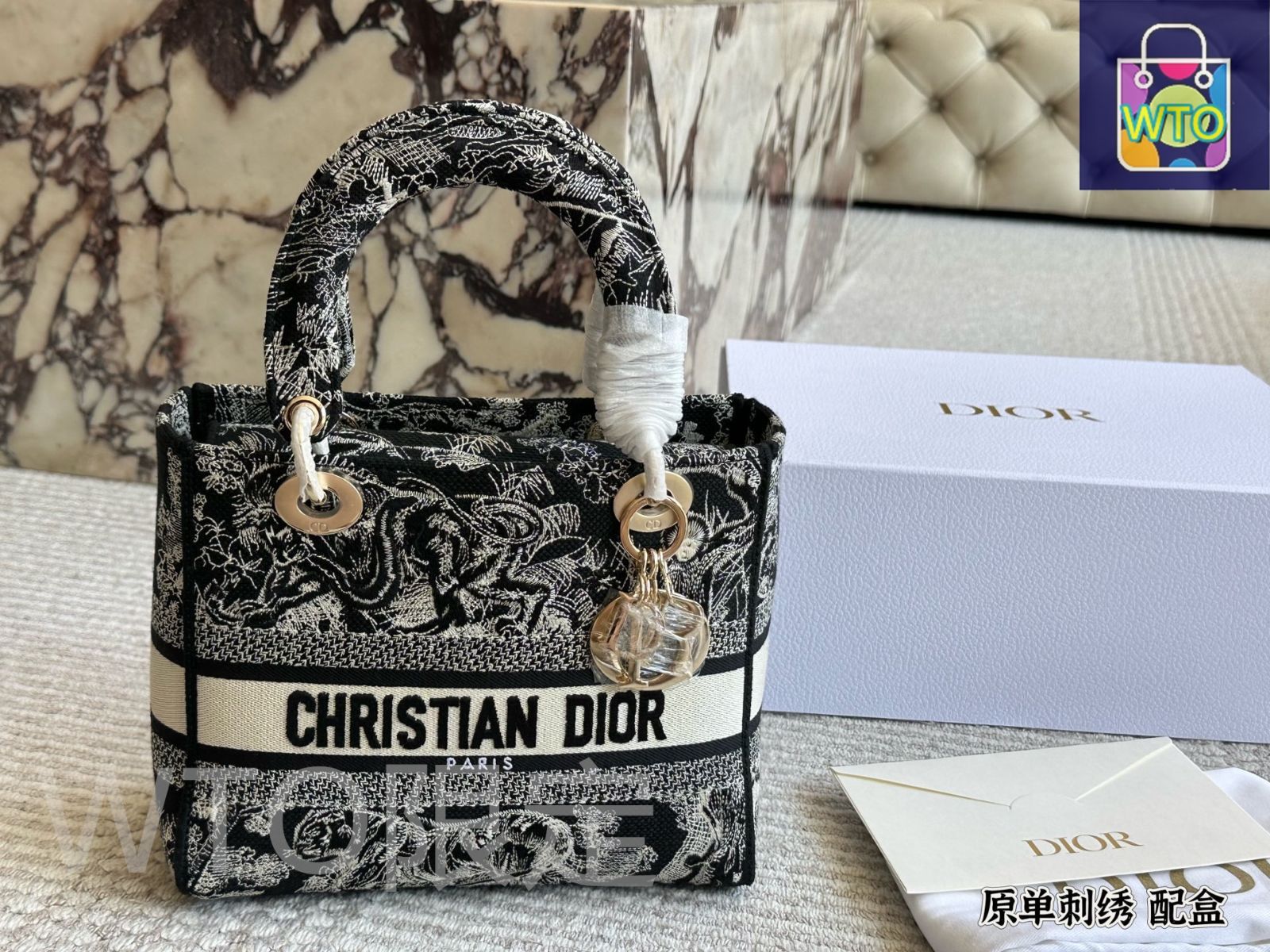 今日 Dior ディオール ミニディオールシリーズ 刺繍広肩帯が特徴的なデザイン-WTO輸入2 DECORATOM_COM_BR