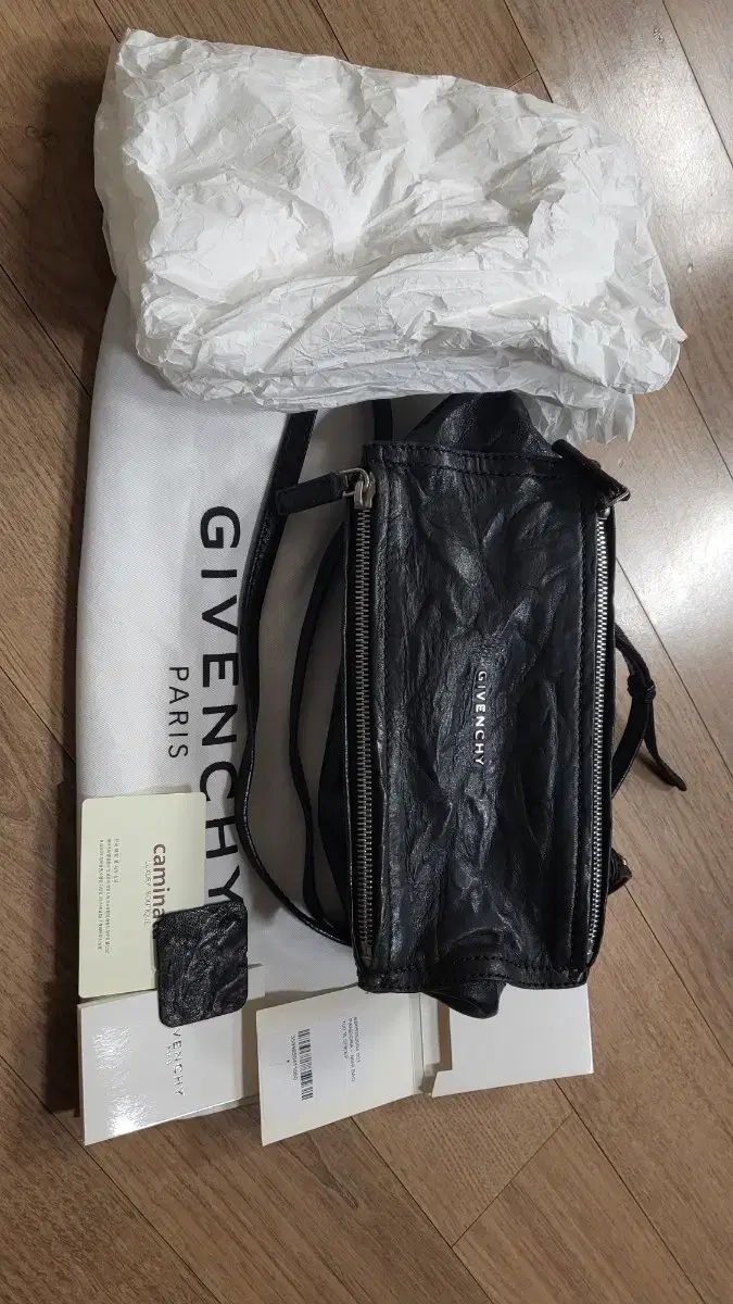 Givenchy ジバンシィ ミニパンドラ