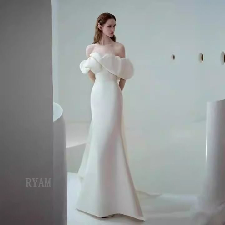 ライトウェディングドレス サテン ワンショルダー ロング丈 タイト シンプル 結婚式 ウェディング ドレススカート 記念日 大きいサイズ 撮影 写真撮影 前撮り