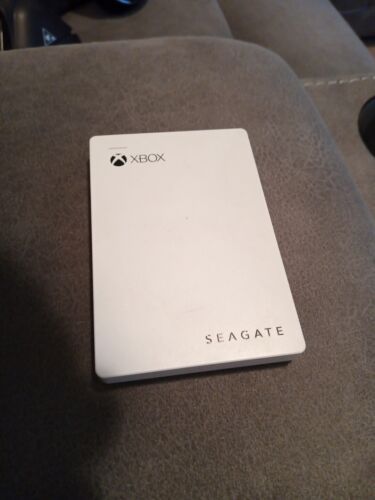 Seagate 2TB 外付けハードドライブ