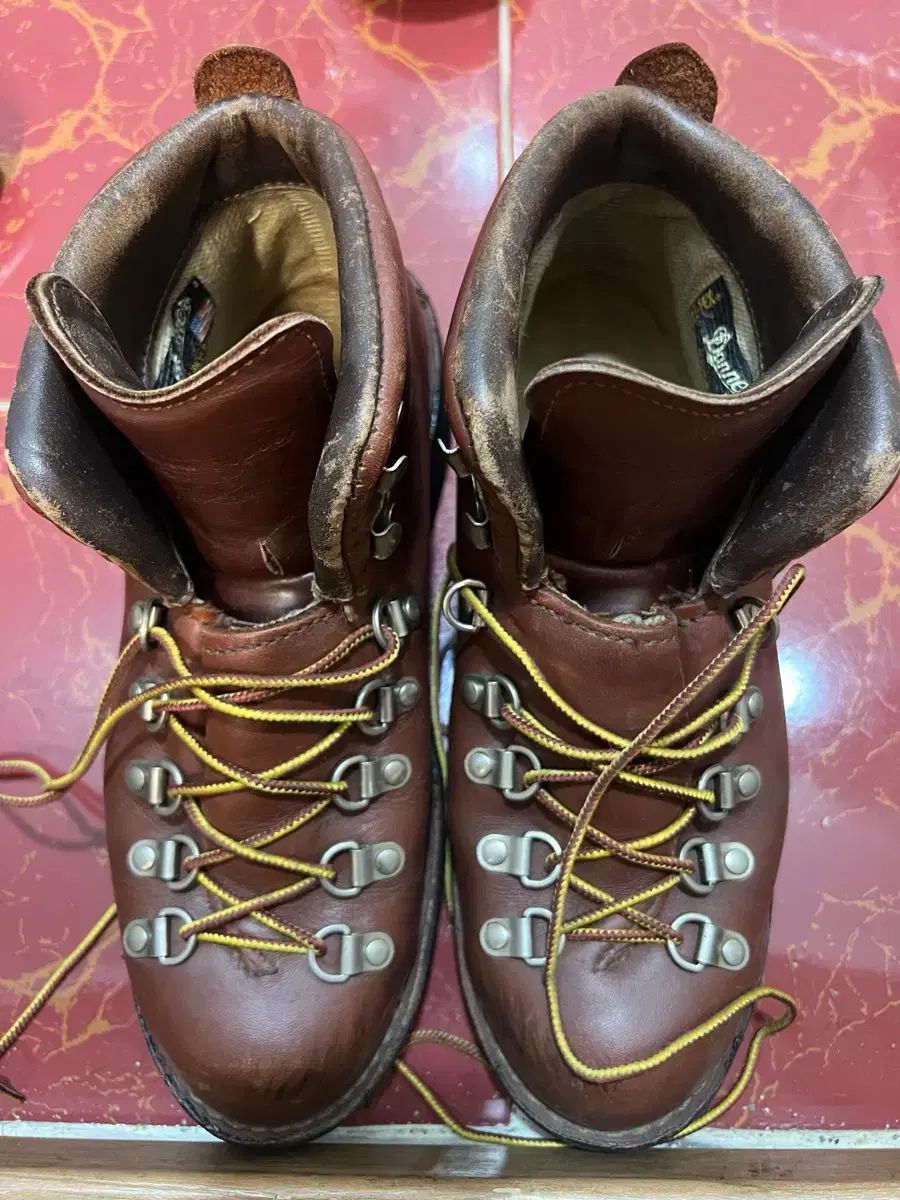 ダナー Danner マウンテンライト 7EE