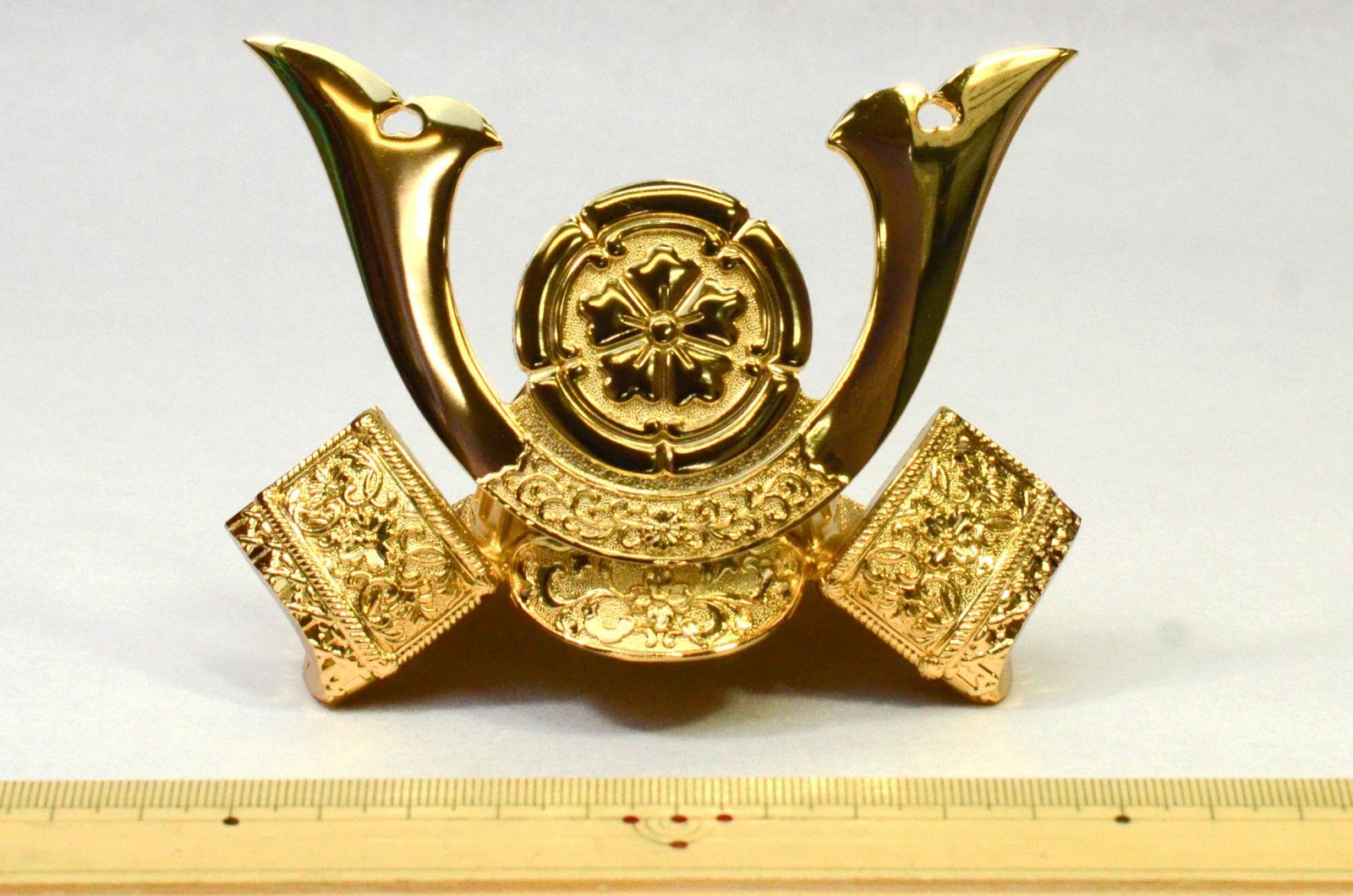 瑞鳥作 出世黄金兜 織田信長 ミニ兜飾り 24KGP SKLAD-KIRPICHA_RU