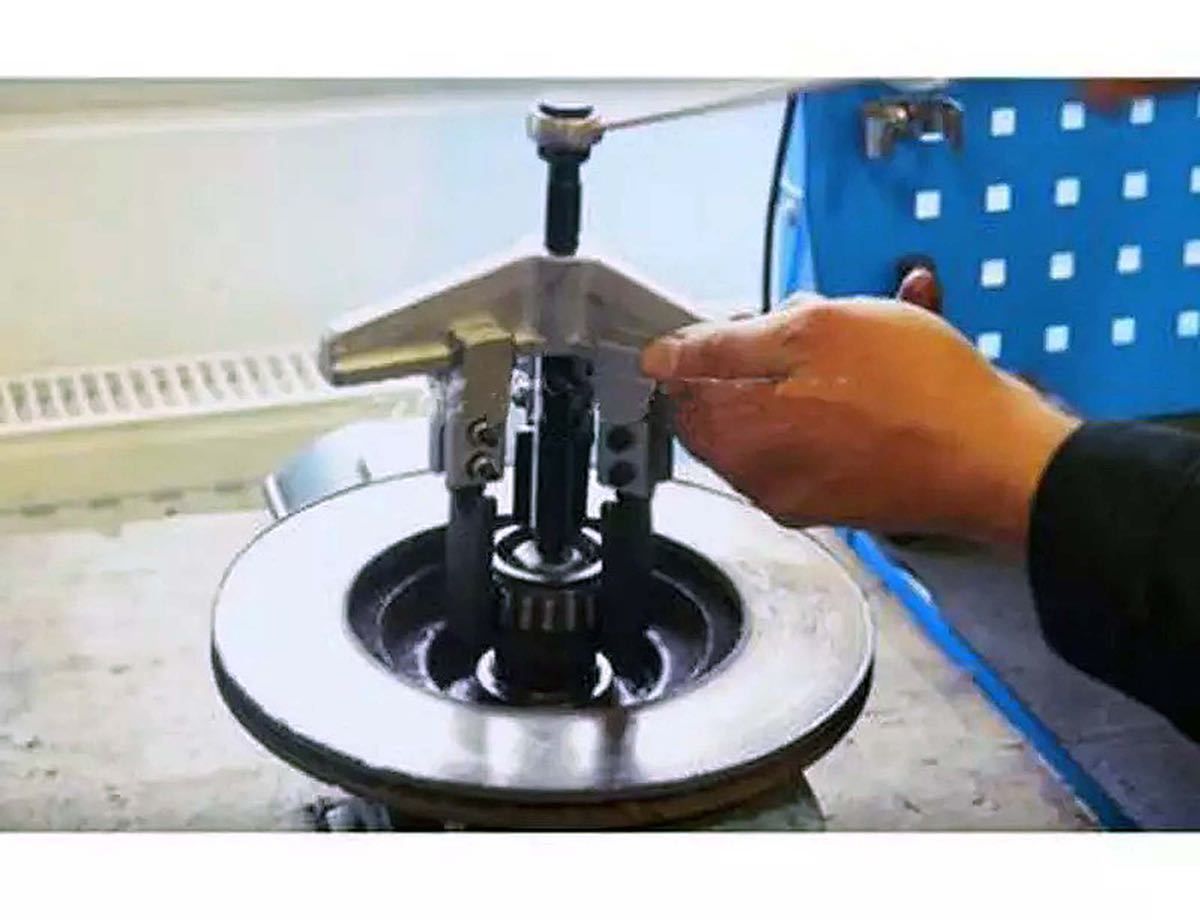 ユニバーサルプーラー