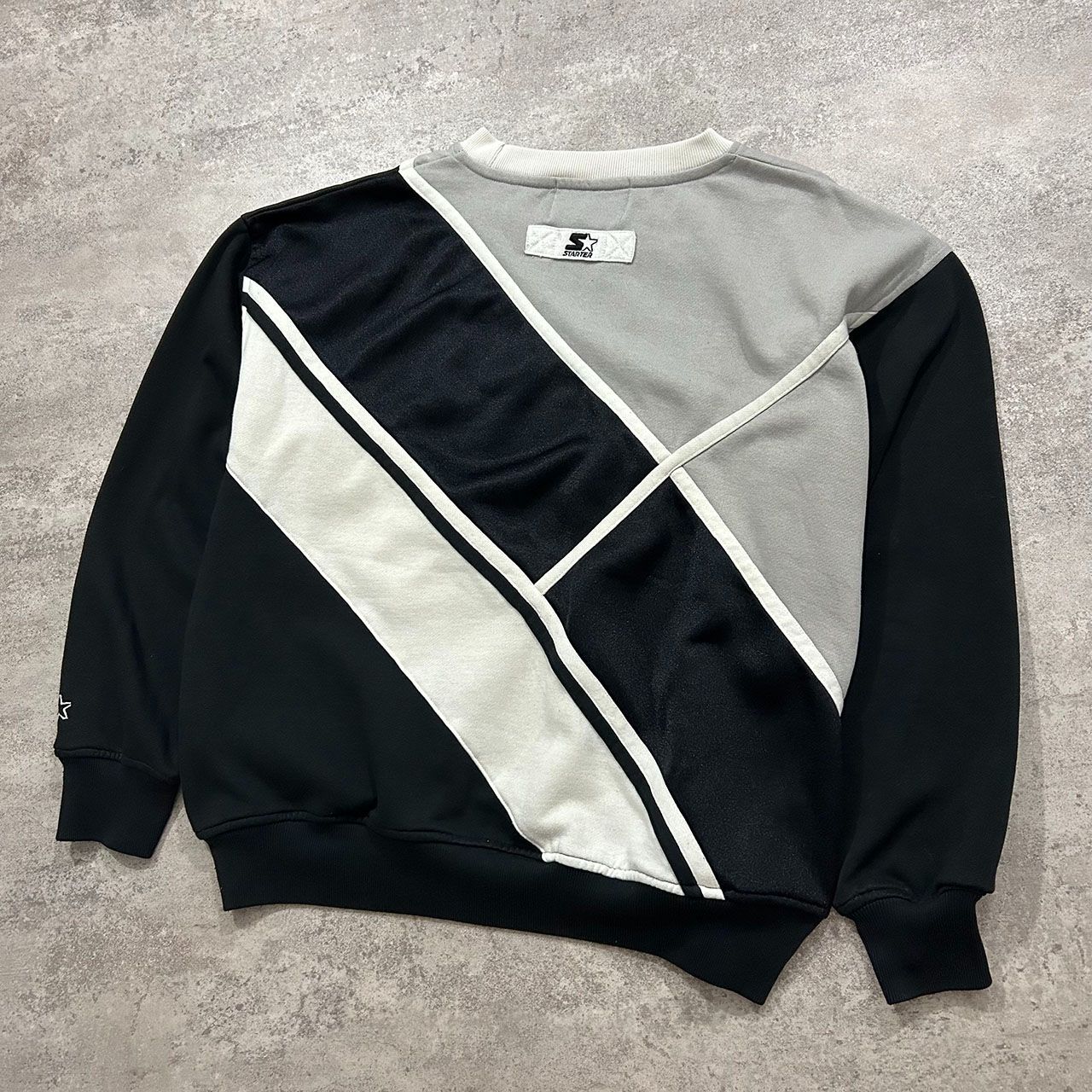 90s STARTER NFL RAIDERSスウェット　スターター　レイダース 90s NFL スターター レイダース スウェット トレーナー サイズ M