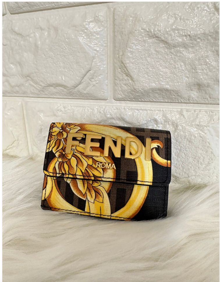 FENDI フェンディ VERSACE ヴェルサーチ フェンダーチェ 3つ折り財布