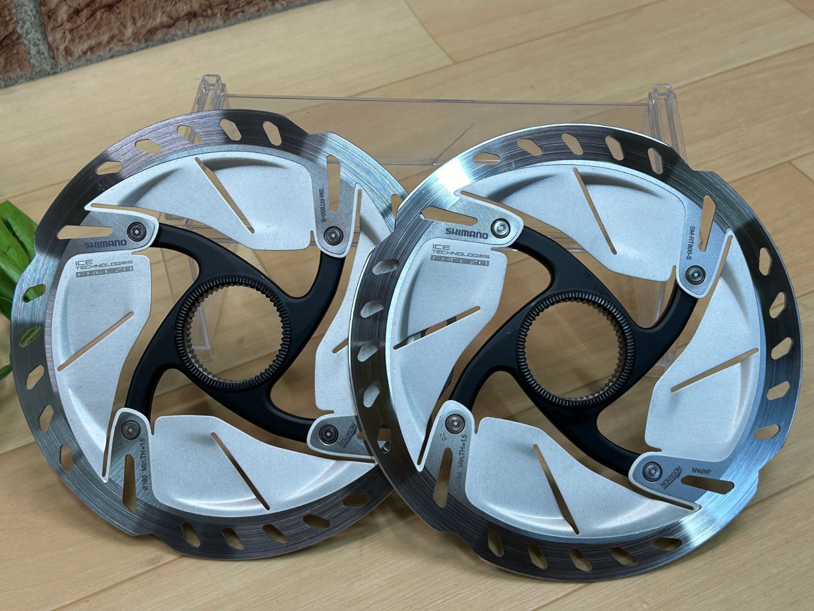 大特価sale!! 極上品!! SHIMANO ULTEGRA SM-RT800-S 160mm CL DISC ROTOR 123g シマノ アルテグラ 前後ディスクローター 2枚セット ロード ミニベロ クロス 同梱発送承り中!! M-886