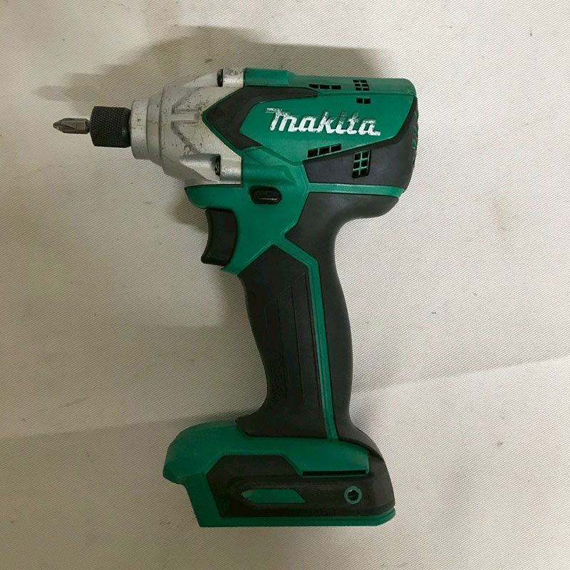北見市発】マキタ makita 充電式インパクトドライバ M697D 緑 電動工具