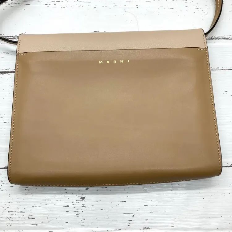 極美品❣️MARNIマルニレザーショルダーバッグ斜めがけ肩掛け 