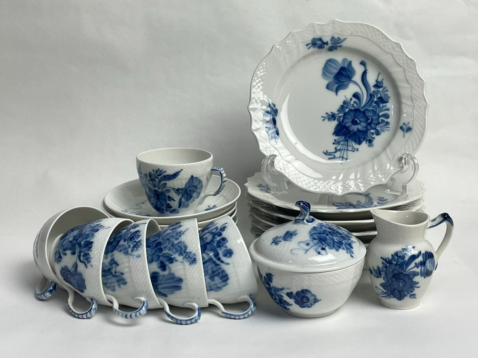 ロイヤルコペンハーゲンブルーフラワーコーヒーセットとコーヒーカップ